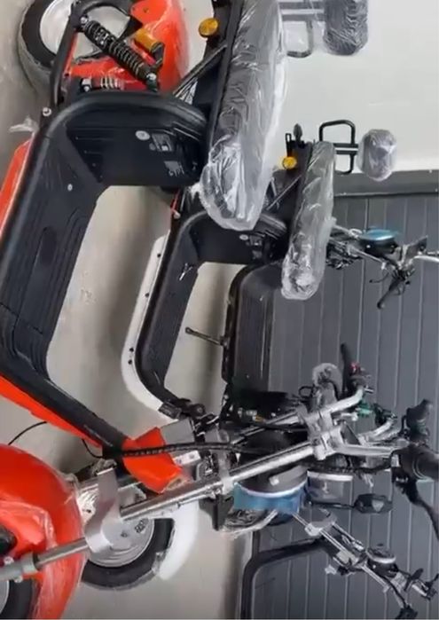 Scuter electric fara permis 2000W