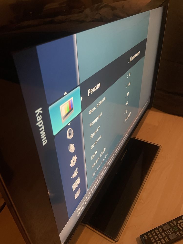 Телевизор Samsung  32 инчa със Дистанционно