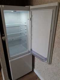 xoлoдильник Beko RCSK250M00W