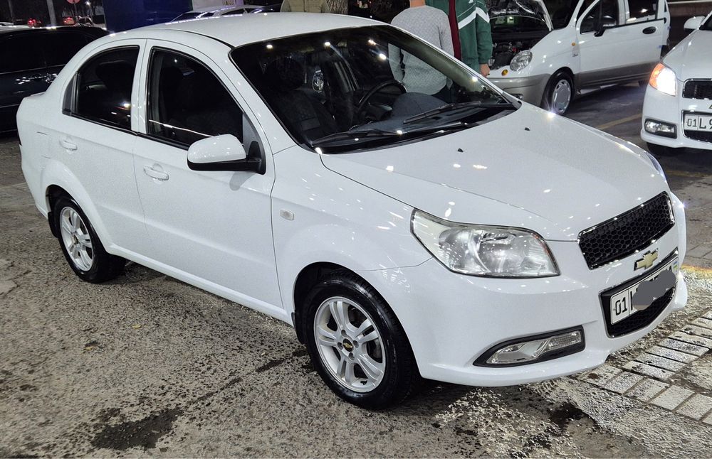 Nexia 3 avtomat сотилади