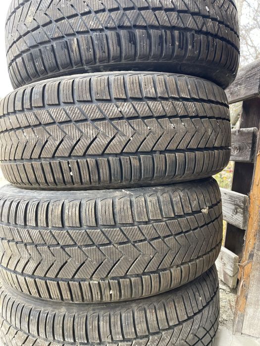 Anvelope iarna 235/55 r17