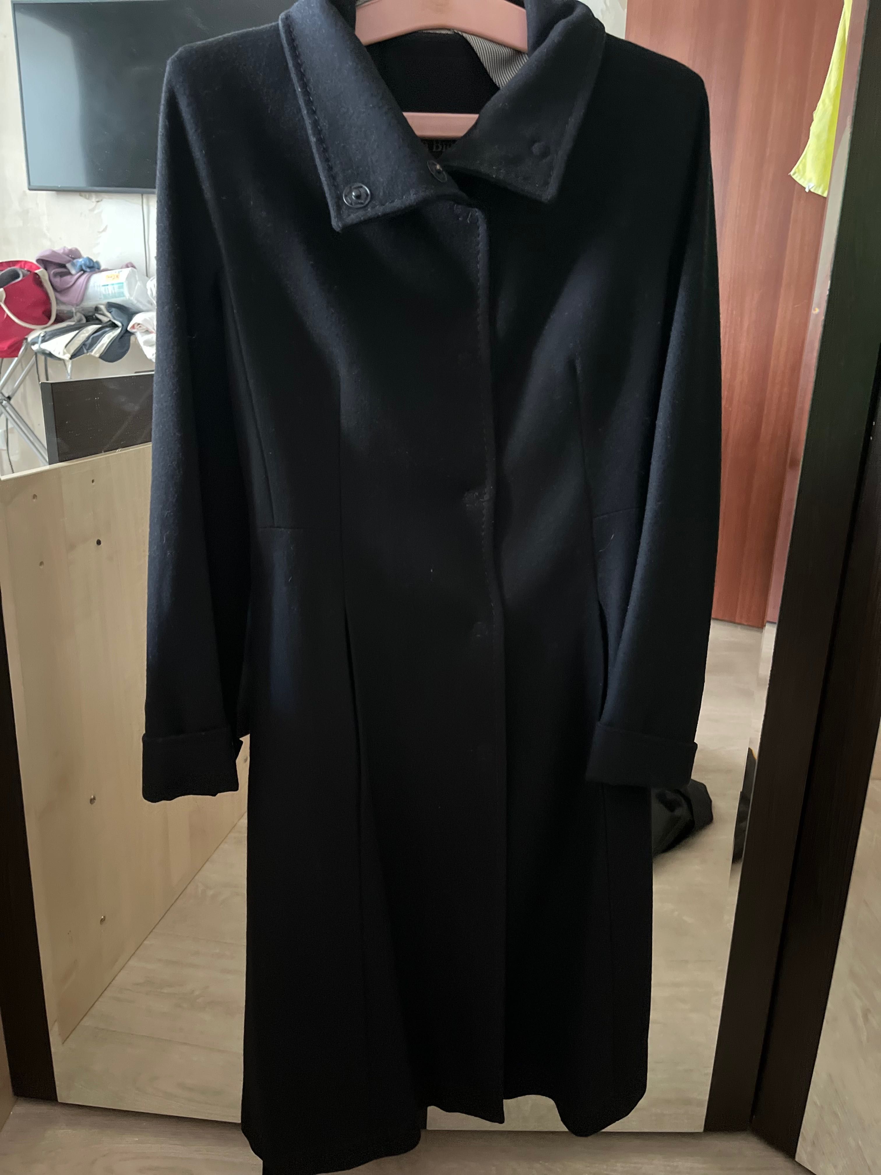 Шикарное черное драповое пальто
