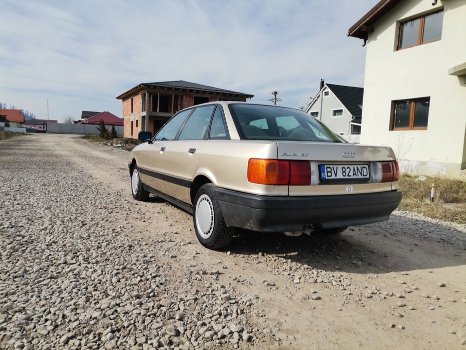 Audi 80 vehicul istoric