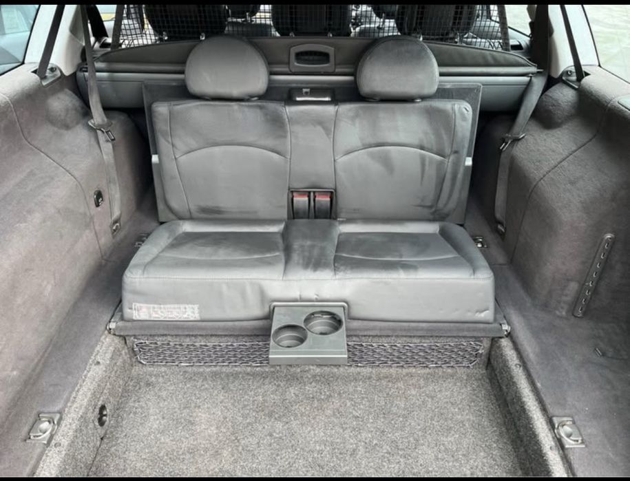 Продовам W211 комби - десен волан