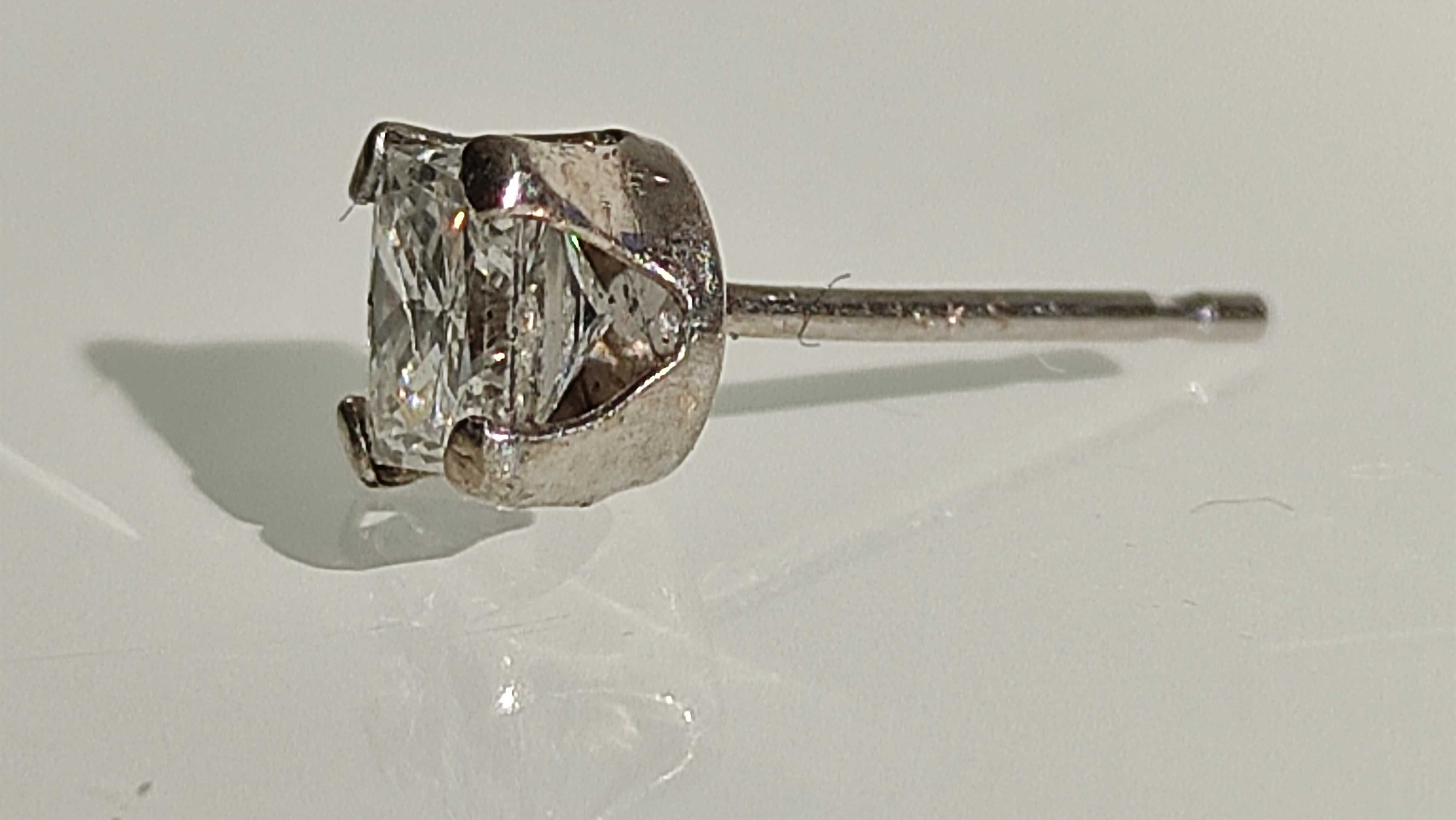 Cercel aur 14k cu diamant 0.29ct