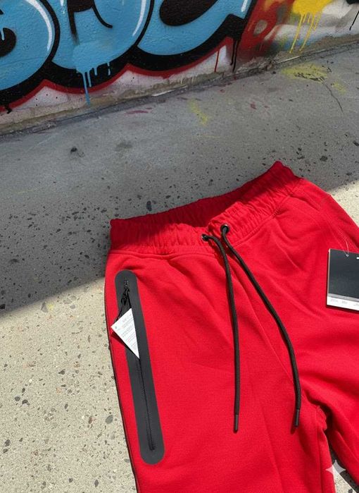 Trening Nike TECH Fleece Rosu 2024 Set Complet Bumbac 100%