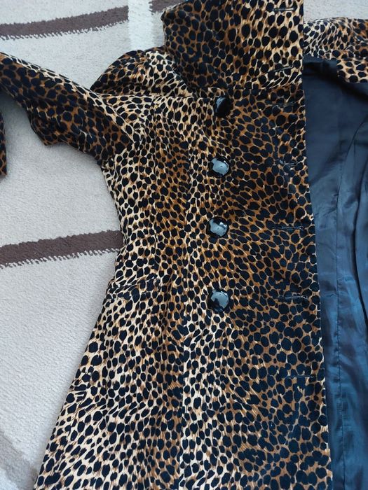 Reducere!! Jacheta de lux animal print din catifea plina de bumbac