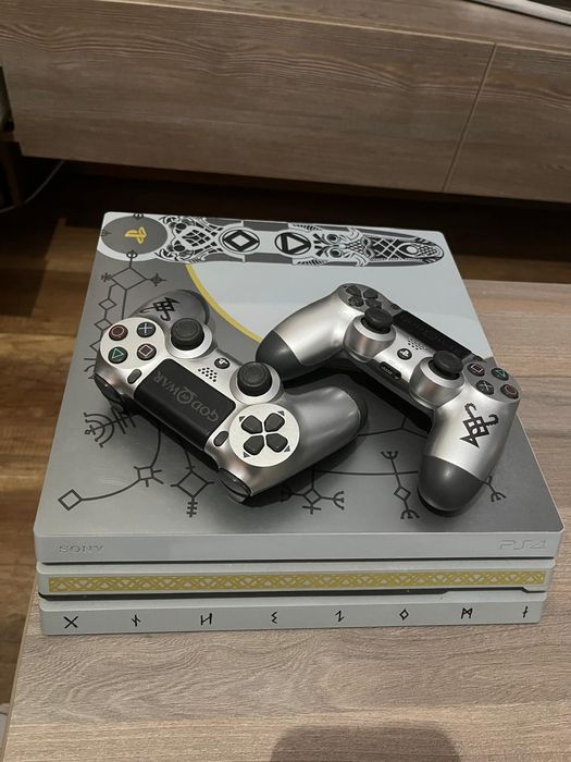 PS 4 PRO Editie limitata