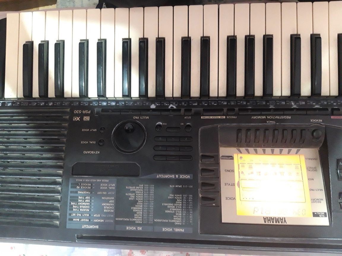 Прадам ямаха PSR 530