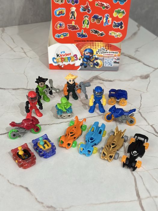 Kinder Сюрприз «открой мир гонок» 2025