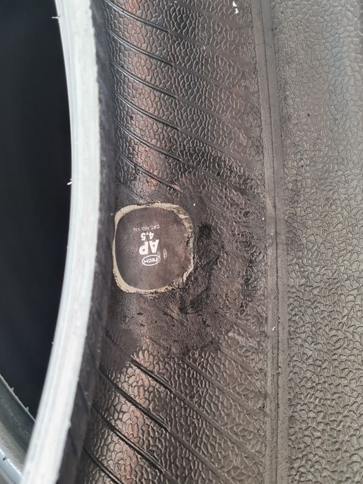 Летни гуми 2 броя PIRELLI Pzerp 255 40 R19 дот 4222