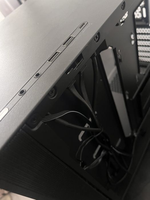 Carcasa fractal design pop silent negru mid