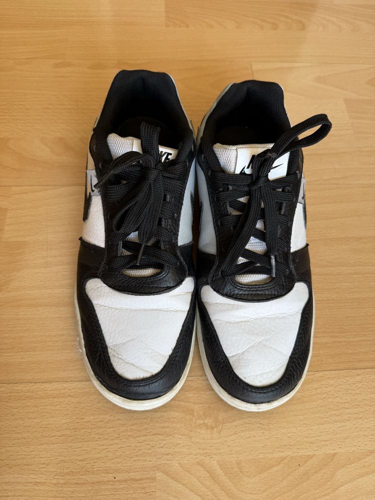 Продавам Nike Ebernon Low Mens Sneakers
