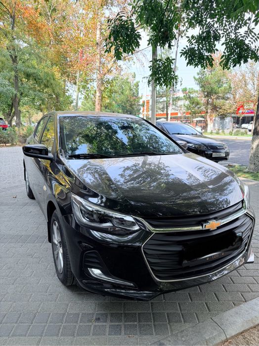 Идеал состояние Оникс LTZ без люк