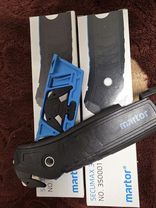 Vand Cutter de la Martor Secumax 350