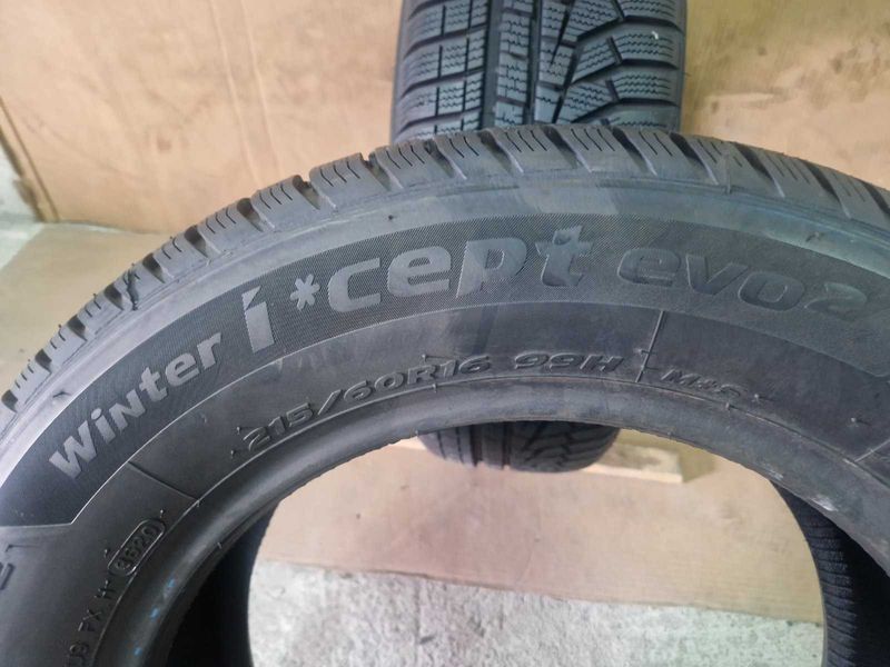 2 Hankook R16 215/60
зимни гуми DOT3620