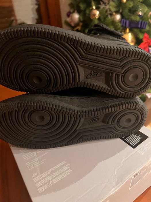 Сникърси Air Force 1 Mid (GS) 35.5номер 22.5 см