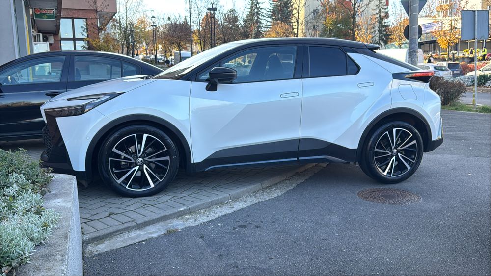 Toyota C-HR Hybrid 2024 Executive Vip Full Panoramic 19"