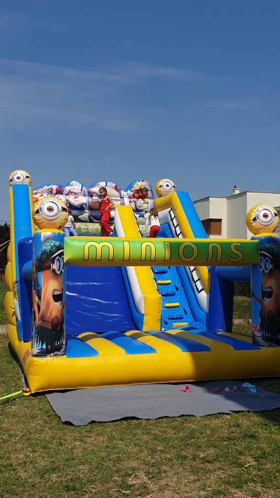 Inchiriere Tobogan gonflabil Minions Timisoara topogan