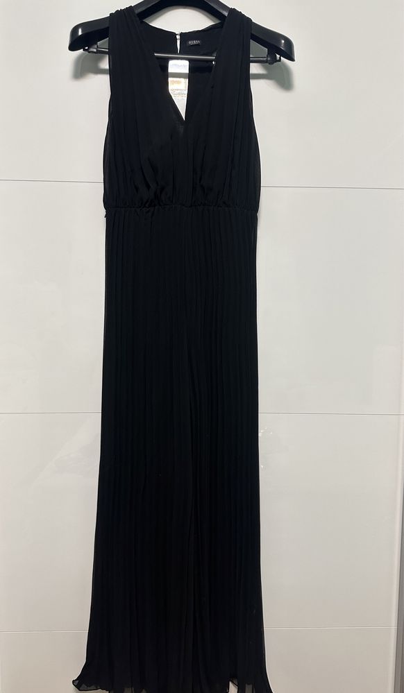 Нов гащеризон Guess