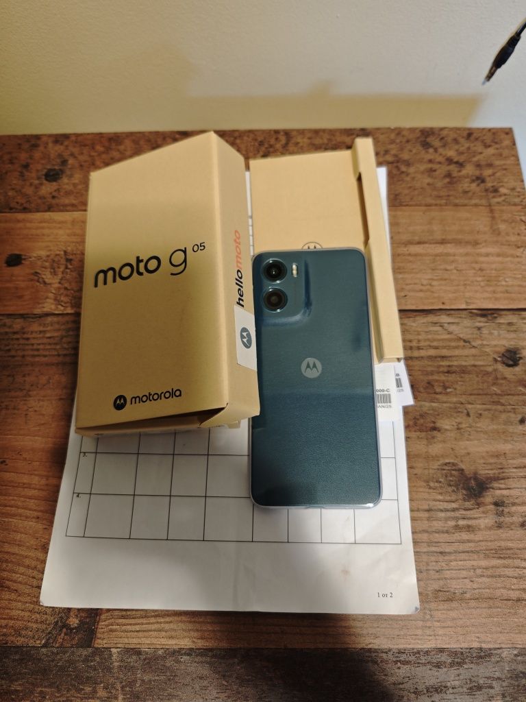 Смартфон MOTOROLA G05 Dual Sim 64GB, 4GB RAM, 5200 mAh, Т.зелен/Кадифе