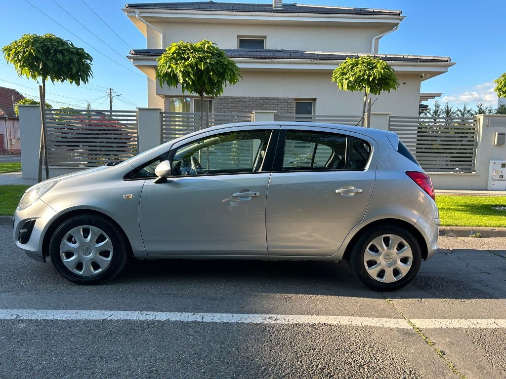 Vand Opel Corsa 2015,1.2B + GPL