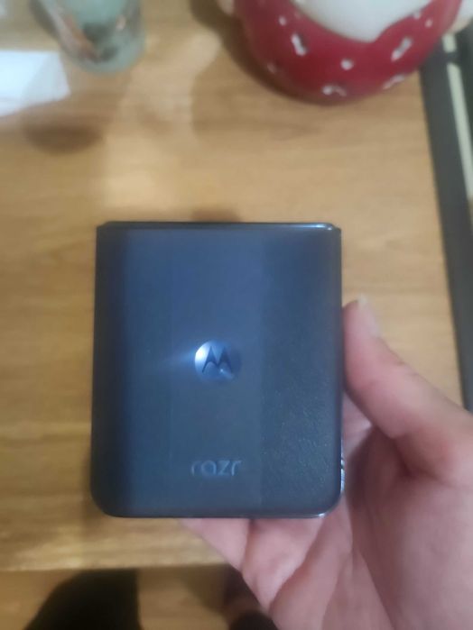 Telefon Motorola Razr 50 ultra