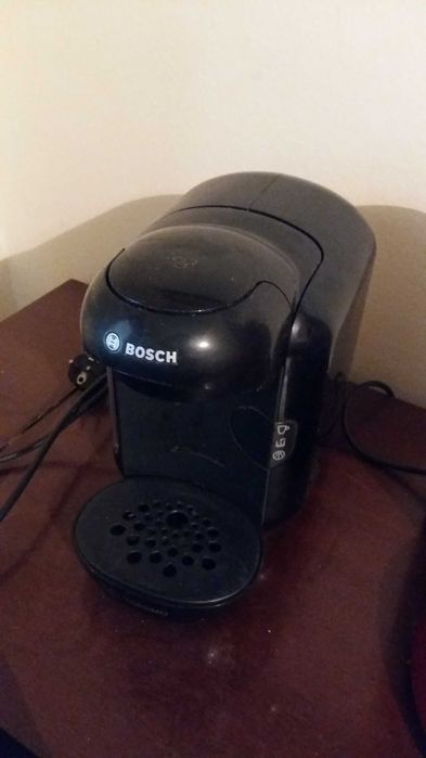 De vanzare cafetiera 1+1