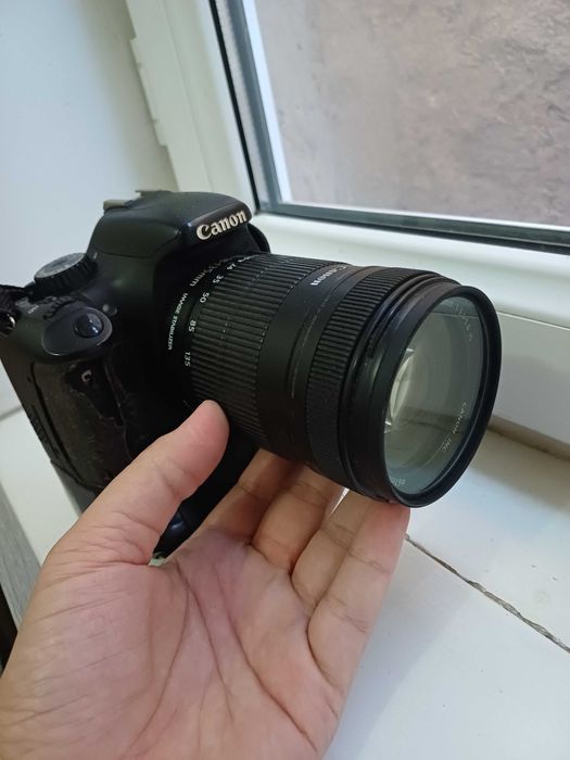 Canon  Eos 550D фотоаппарат bonus Gitara