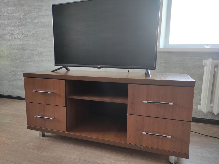 Тумба под телевизор