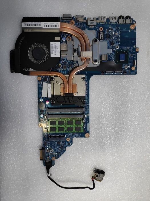 Vand componente laptop HP ENVY DV7-7264ez