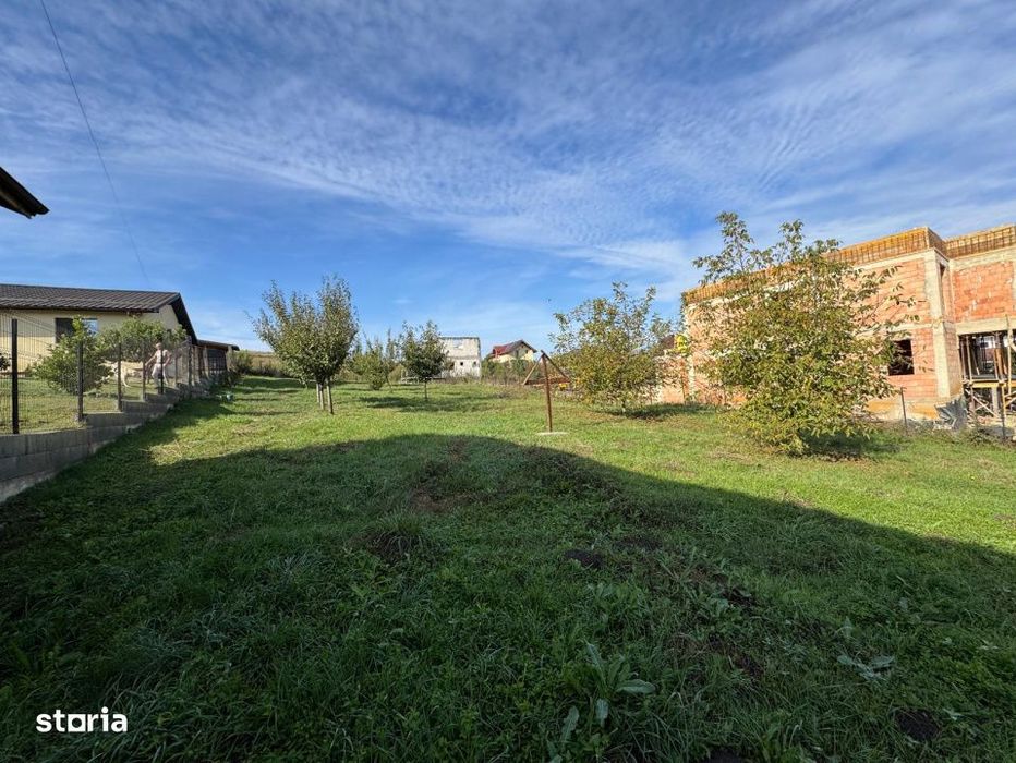 Teren de constructii intravilan, Campenesti, 1000 mp.