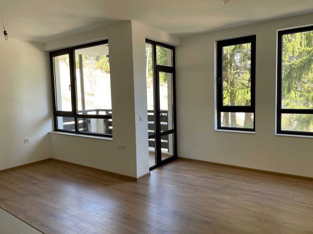 Продава се Двустаен апартамент в к.к. Пампорово - 44 кв.м за 995 €/кв.м - Снимка #16