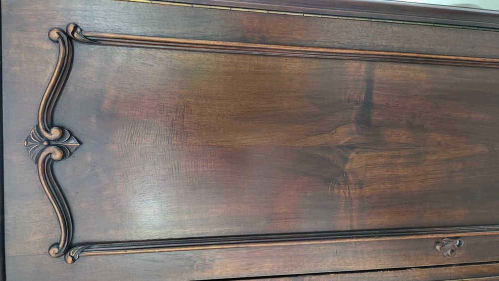 Mobila antica dormitor an 1920