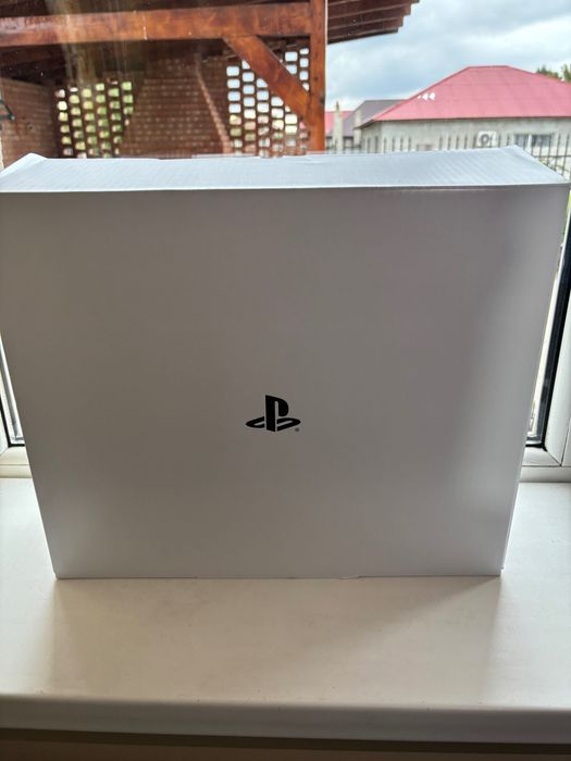 PlayStation 5 1 TB Fifa 25 si Bannerlord inclus