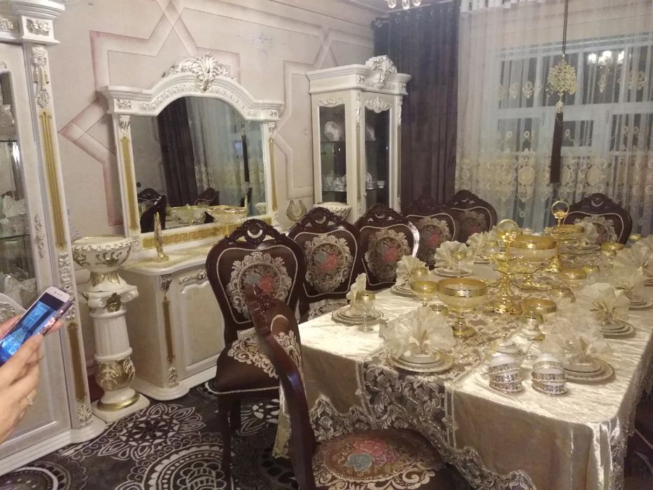 Спальный гарнитур сто стул