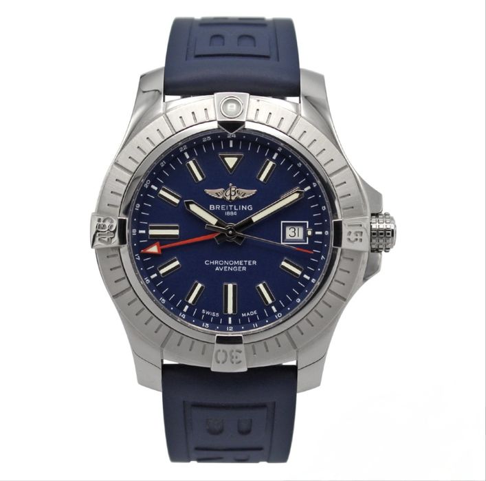 Breitling Avenger GMT 45mm