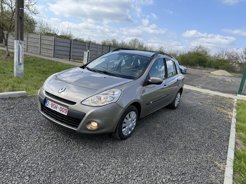 Renault Clio 1.5 Dci, 85 de cai, an 2010, Aer conditionat