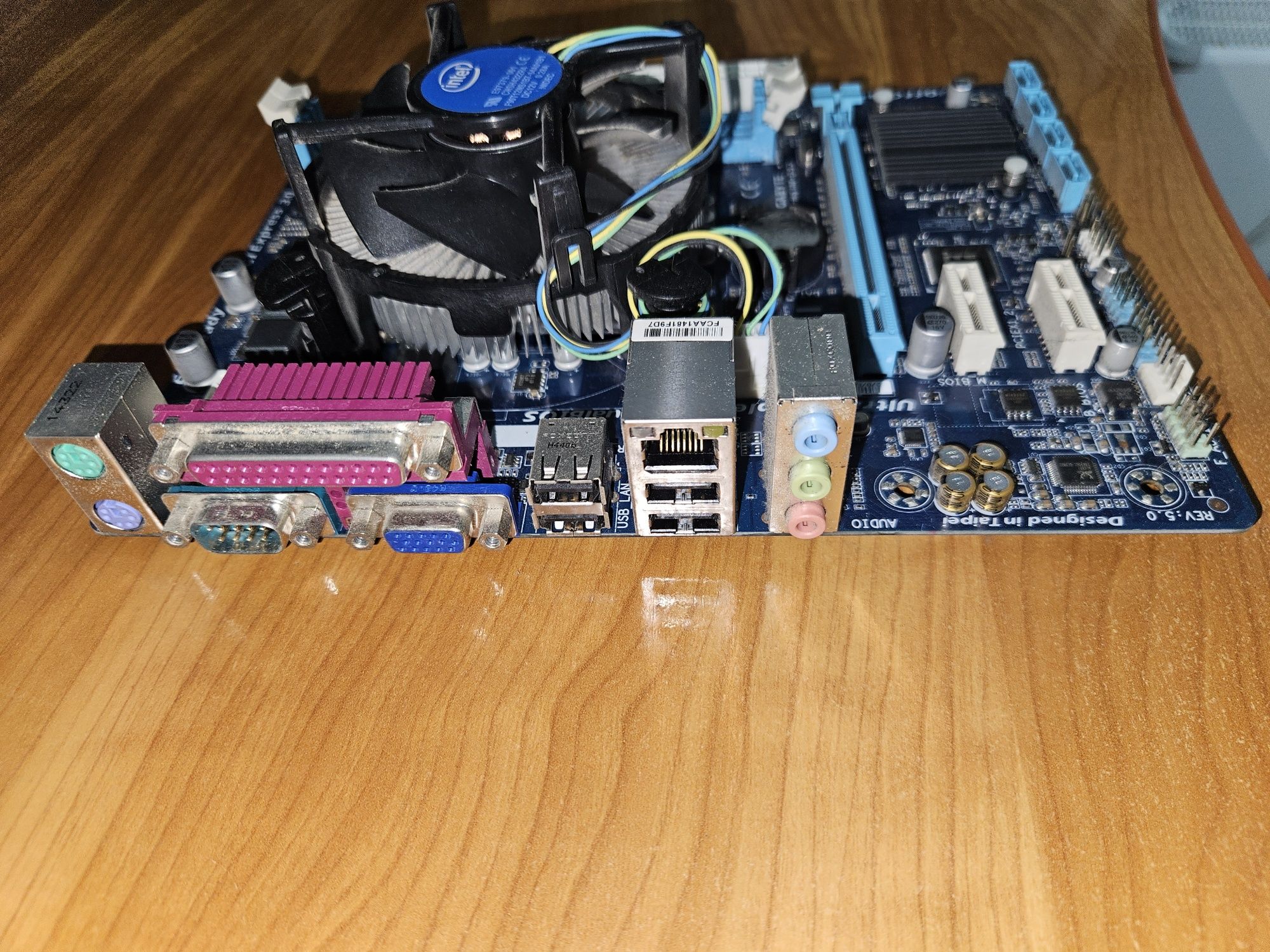 Kit placa de baza + Pentium G840 + 4GB DDR3