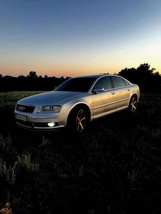 Продам Audi A8 2004 год