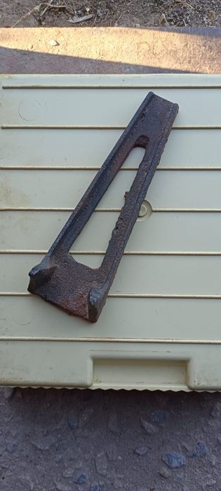 Продам ножки от чугунный ванной.