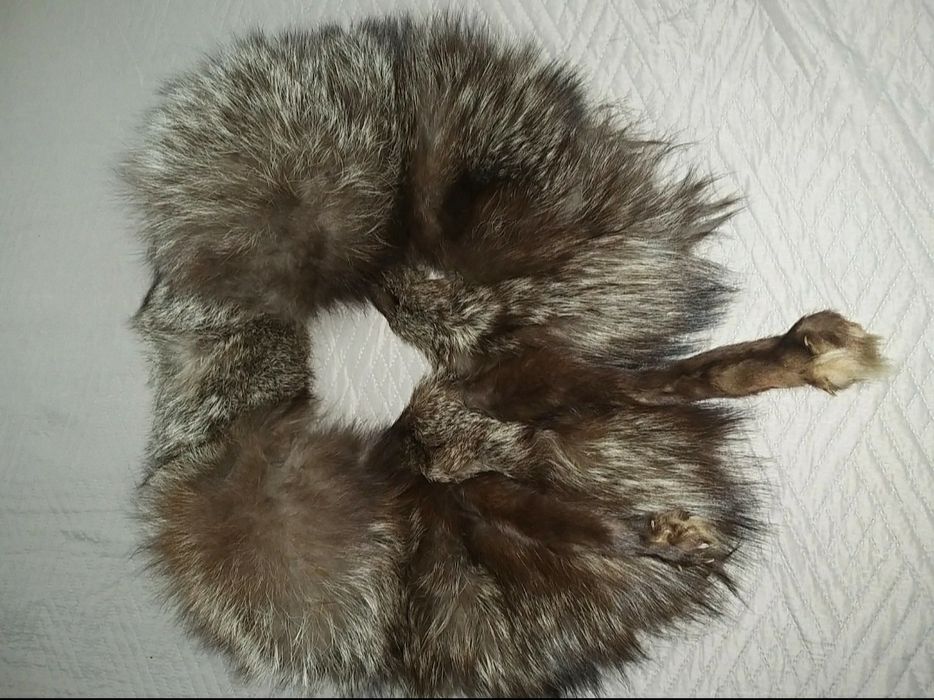 Guler din blană naturală