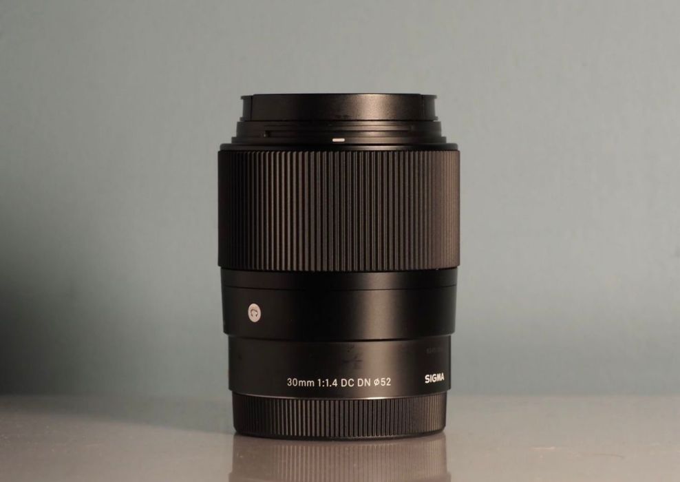Обьектив sigma 30 mm 1.4