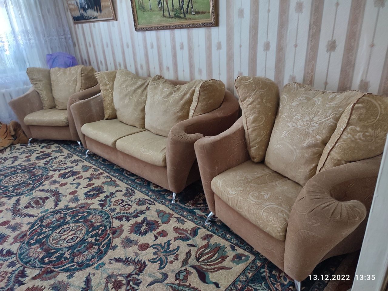 Диван и 2 кресла
