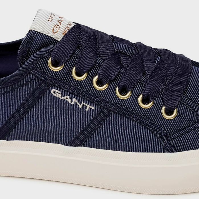 Чисто нови сандали, н-р 39 + подарък! и Сникърси "GANT", н-р 39