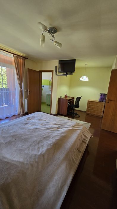 Vand sau schimb vila in zona UTA str Paltinului nr 11a