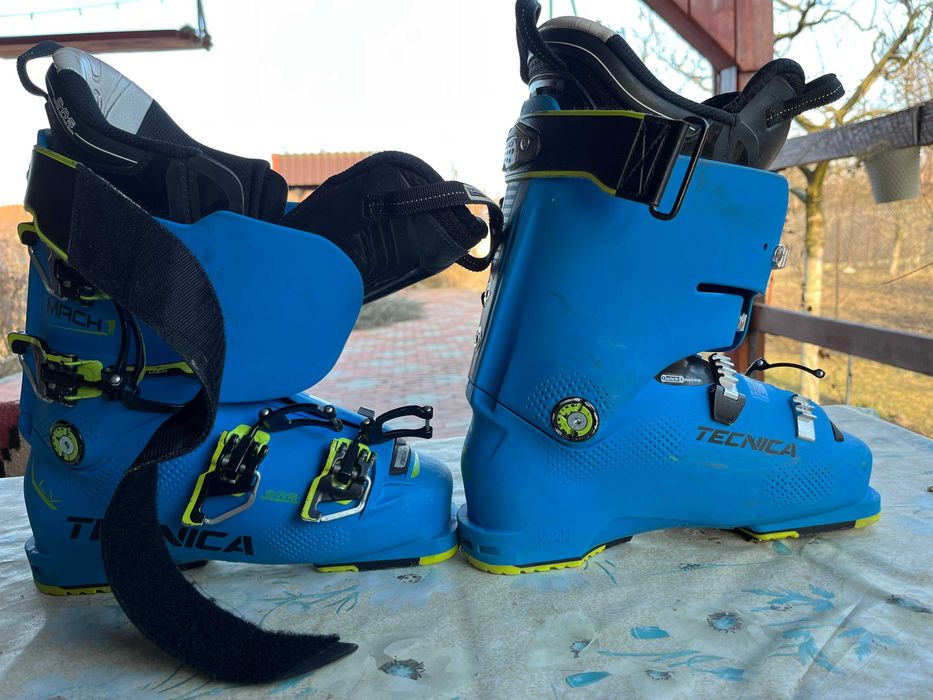 Pachet perfect pentru băieți la schi!