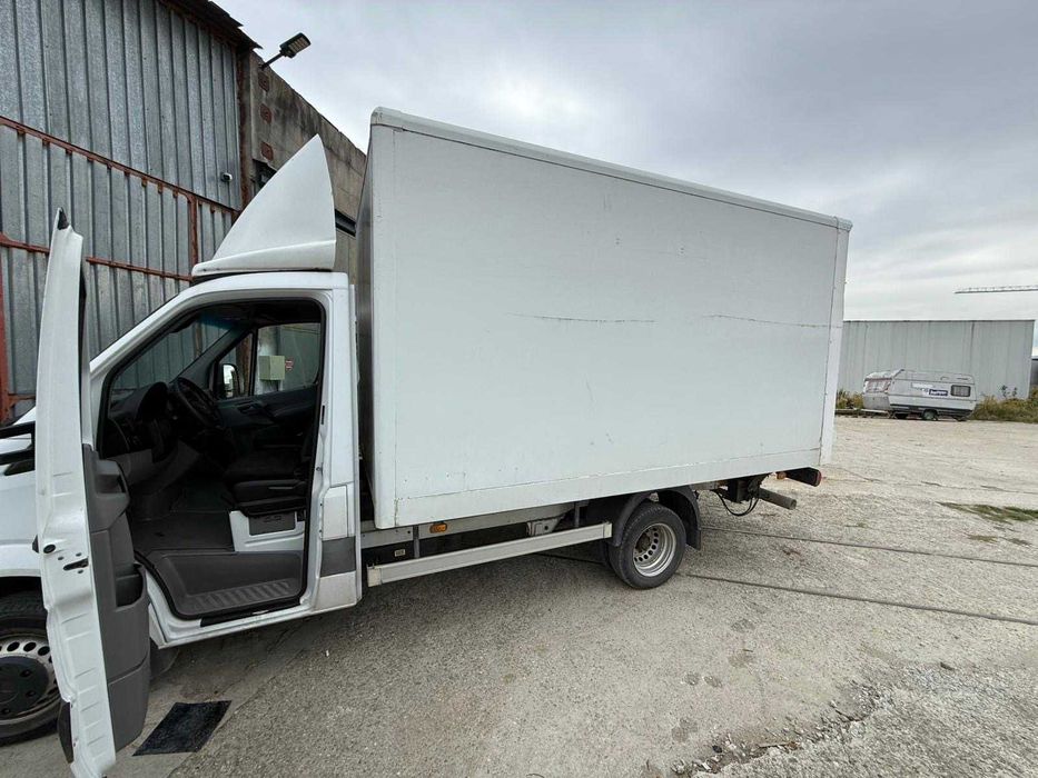 Cub de pe Mercedes Sprinter