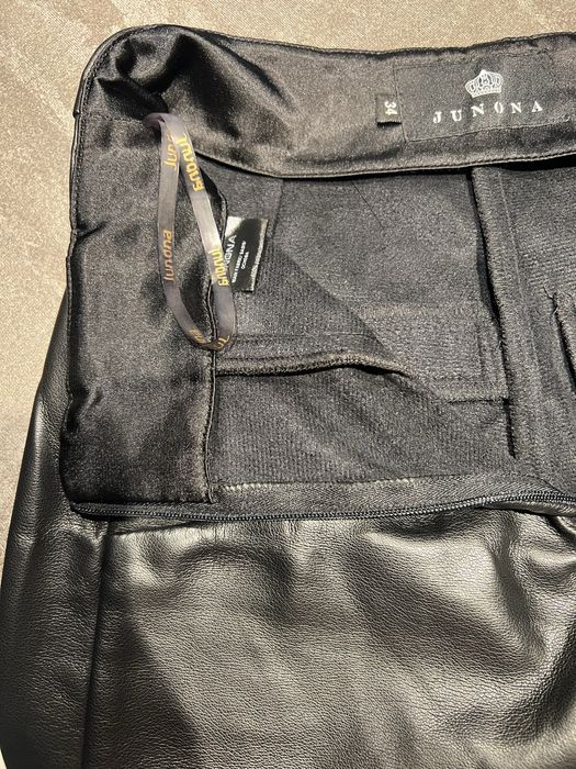 Супер сладки къси кожени панталони Junona