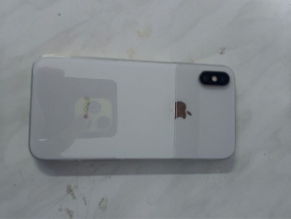 Iphone X holati yaxshi